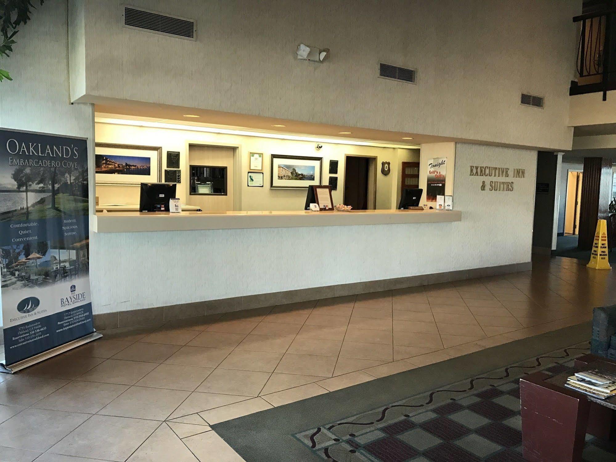 Executive Inn & Suites Ώκλαντ Εξωτερικό φωτογραφία